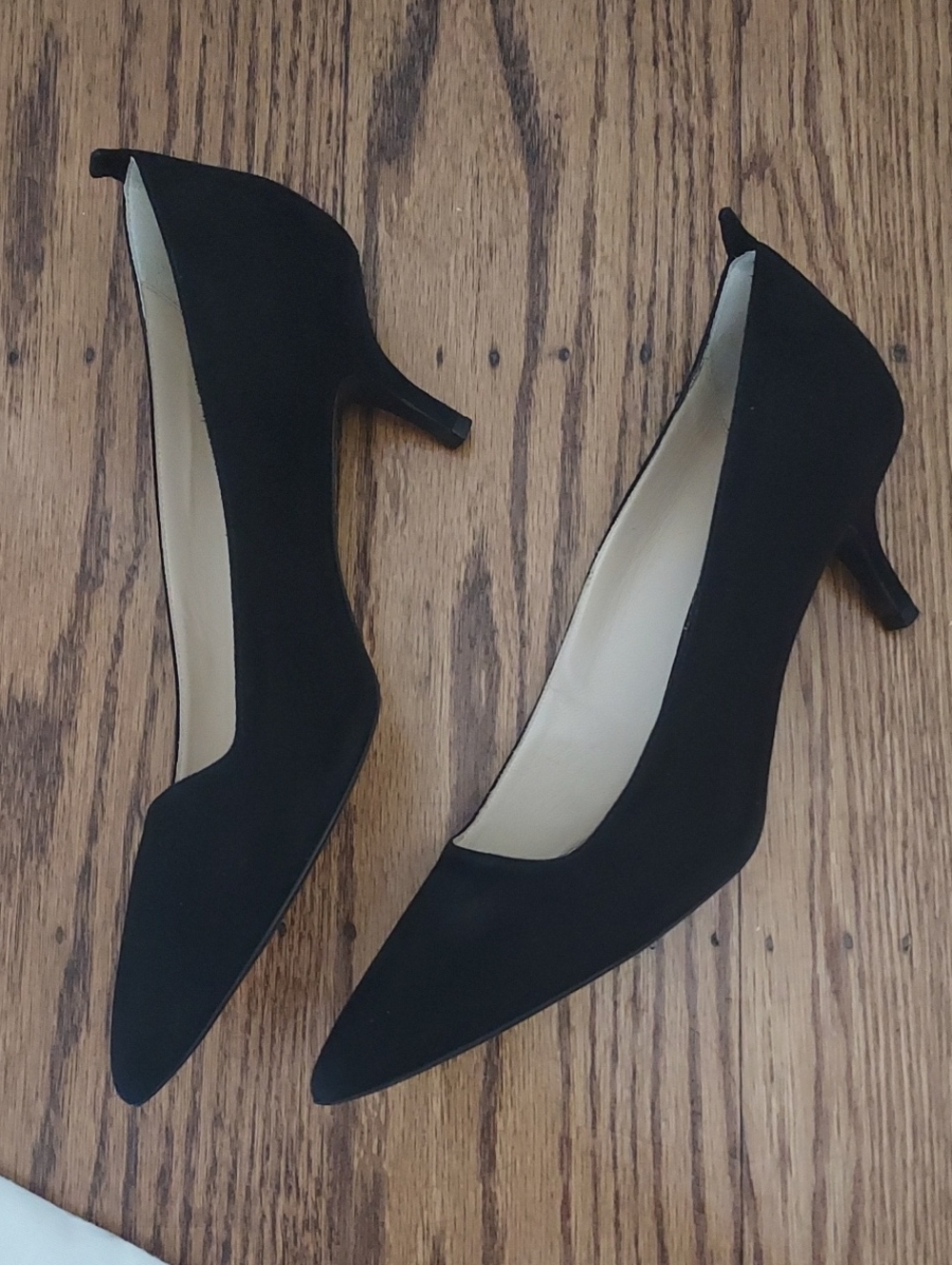 Everlane Kitten Heels Pointed Toe Black Suede 2" - Picture 6 of 10